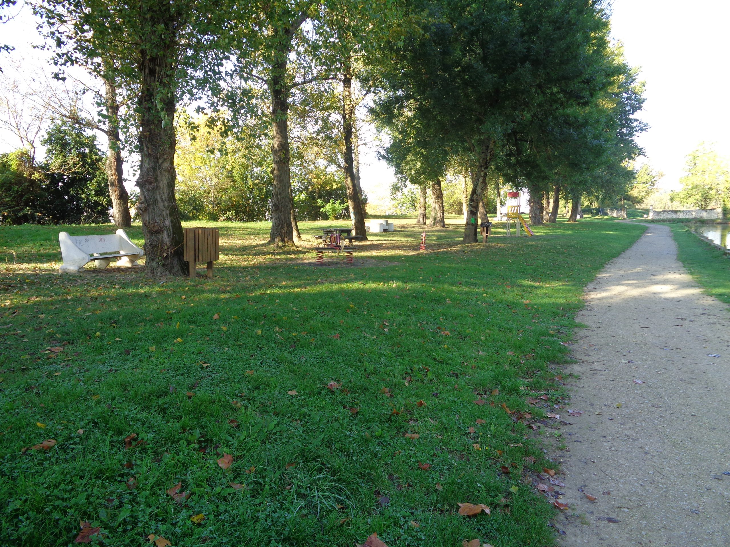 Balades à roulettes : Bourg-sur-Gironde – Impraticable